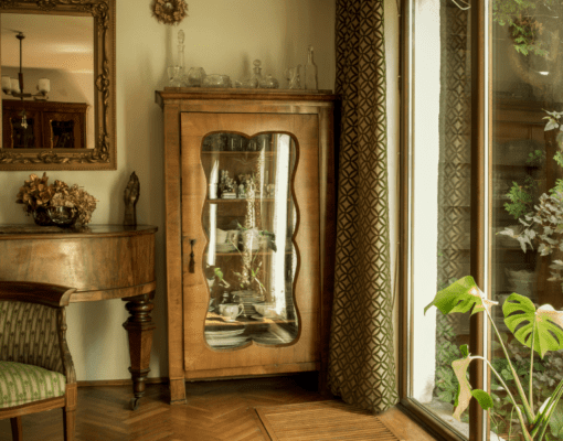 Keeping Family Heirlooms Safe During A Move