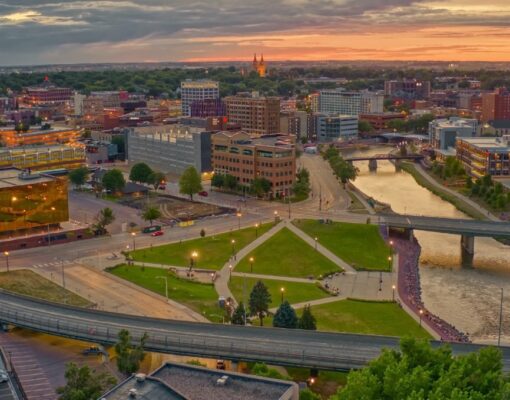 How to Successfully Move from Minneapolis to Sioux Falls, SD?