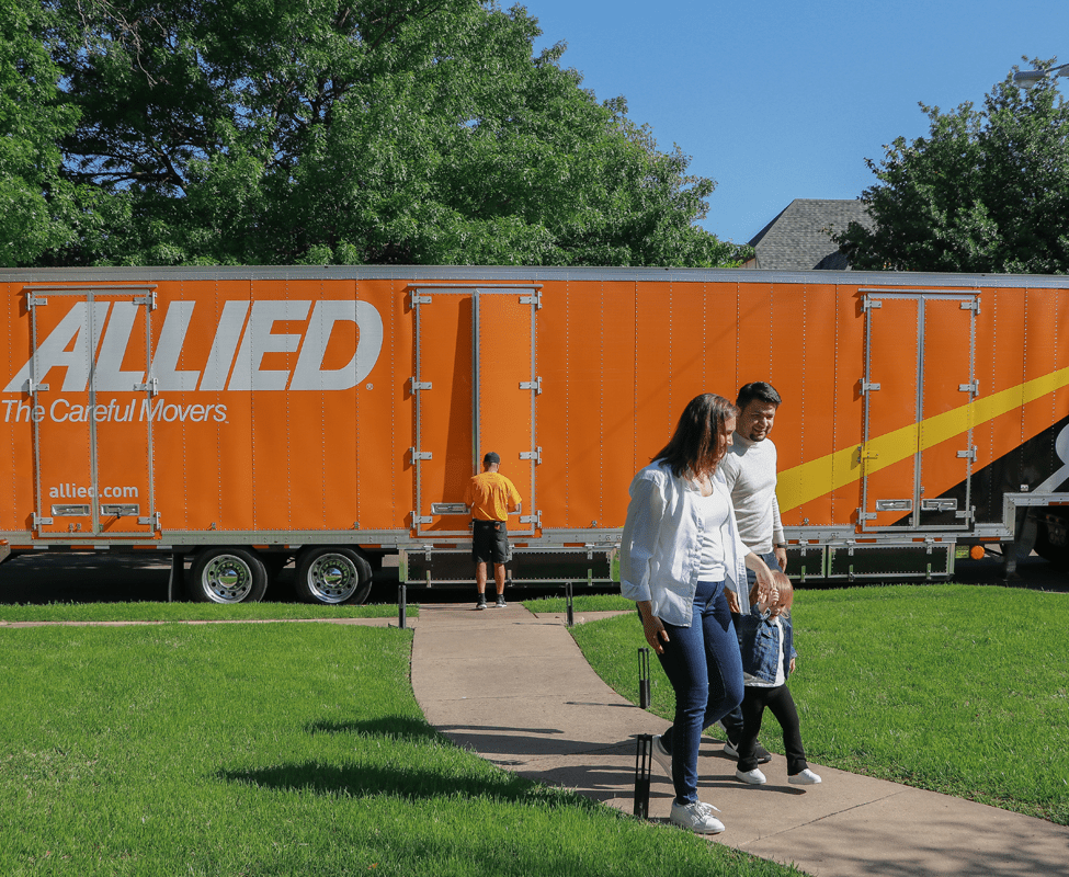 Piepho Moving & Storage. Family and truck from Allied movers.