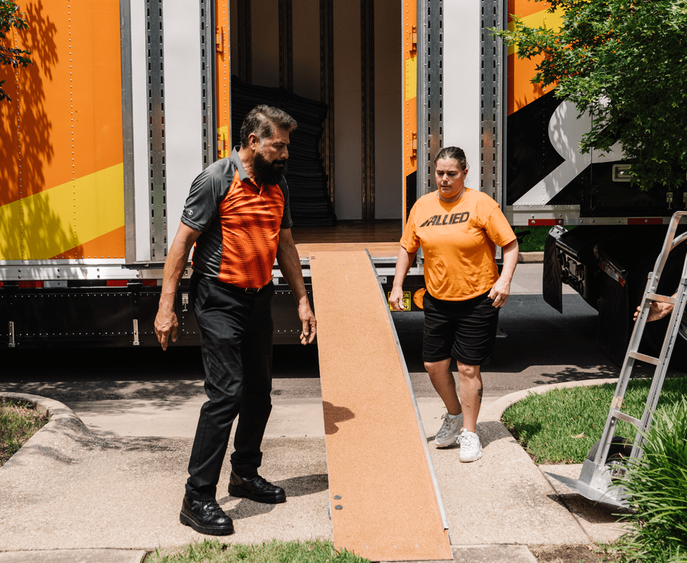 Piepho Moving & Storage workers. St. Peter Movers - Piepho Moving & Storage