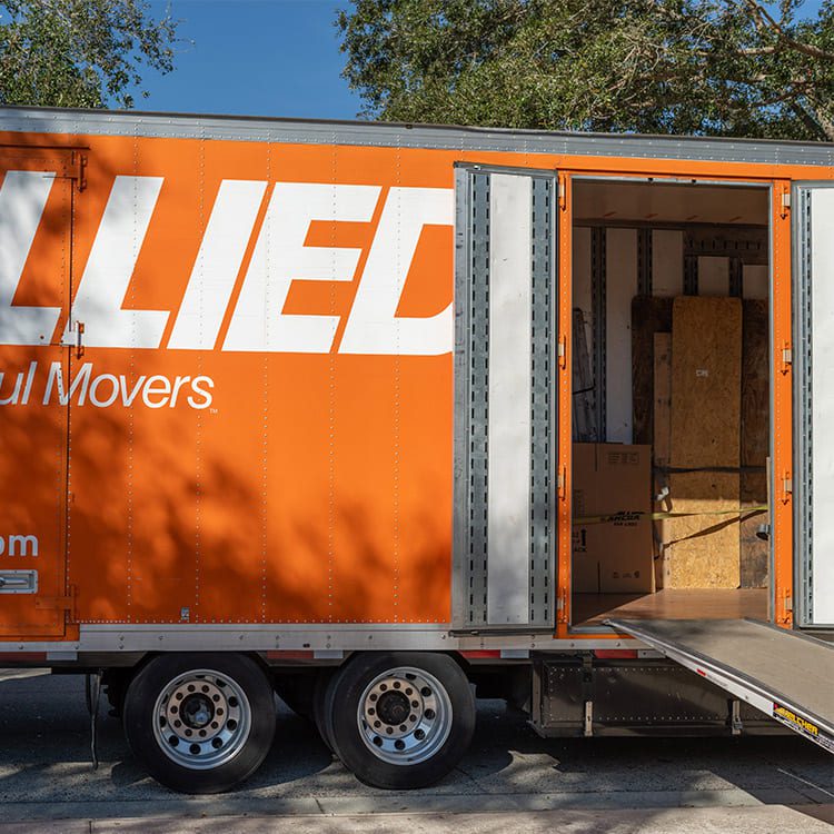 Moving truck Minnesota Piepho moving company