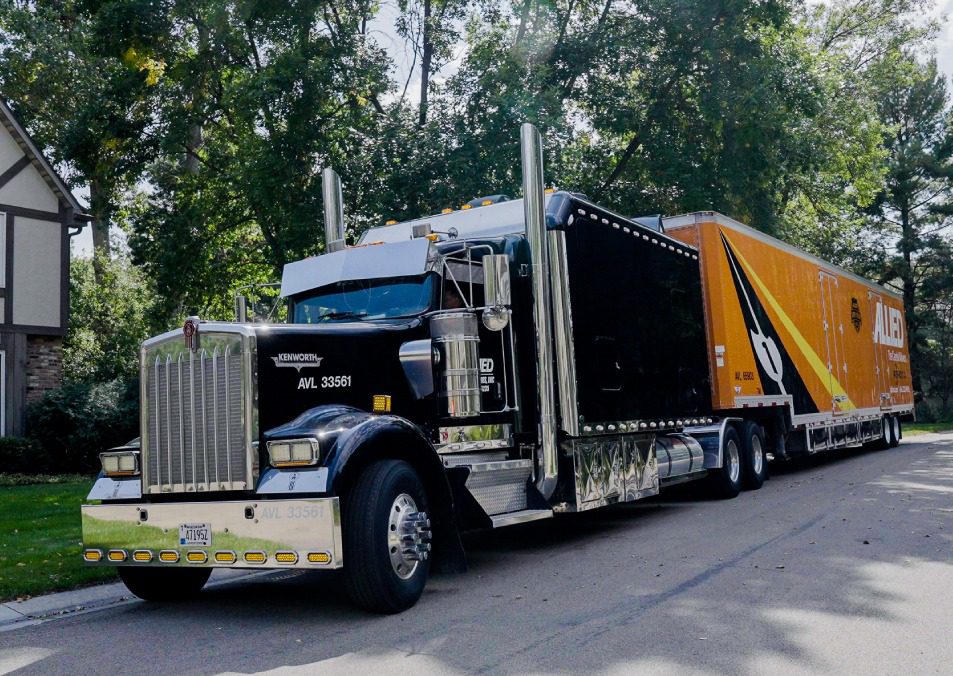 Minneapolis truck moving by Piepho reocation